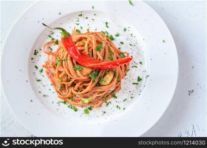 Pasta Aglio, Olio e Peperoncino - italian pasta with garlic, chili pepper and olive oil