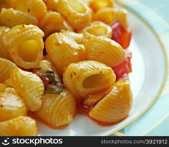 pasta alla carrettiera - Sicilian recipe for Italian pasta chifferi