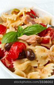 pasta salad with tomatoes,tuna and olives