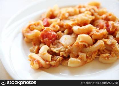 pasta with chicken and tomato