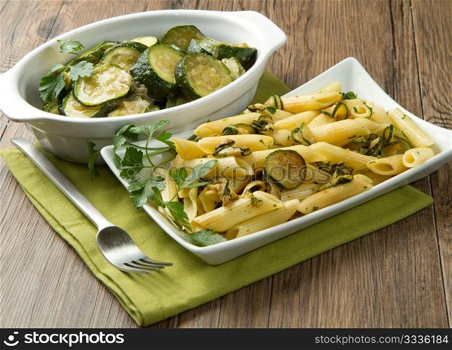 pasta with fresh zucchini and parsley