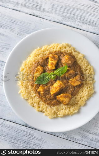 Pasta with korma sauce