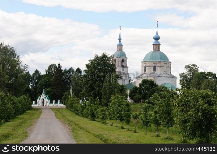 Path to the Vvedensky temple (1799-1819) in Florischi village, Vladimir region, Russia