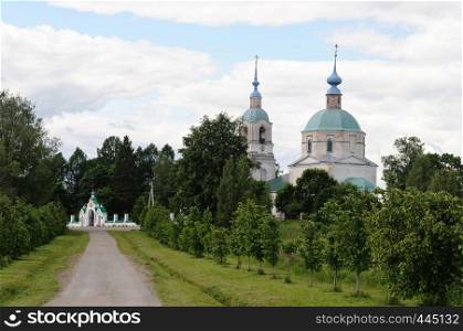 Path to the Vvedensky temple (1799-1819) in Florischi village, Vladimir region, Russia