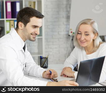 patient looking radiography