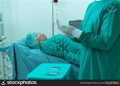 Patients who have undergone heart surgery being under anesthesia when the Anesthesiologist puts anesthesia on him before the operation.