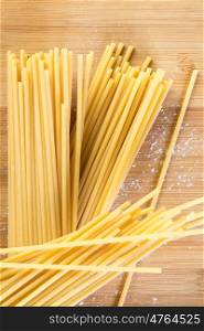 paw pasta spaghetti, italian cuisine