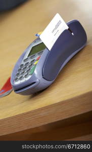 payment device for credit cards in a store