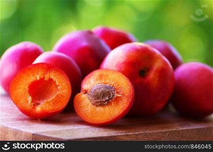 peaches, apricots, damasks and red fruits
