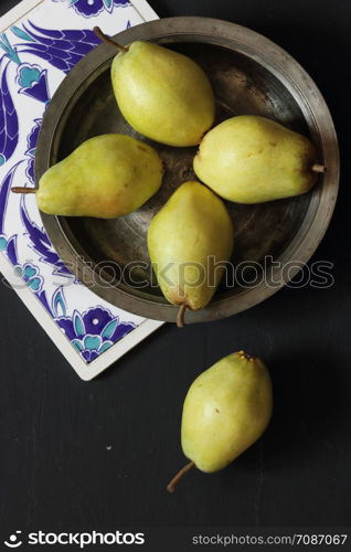 pears in a plate