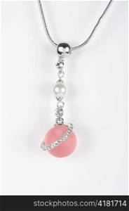 pendant of white gold and pink pearl