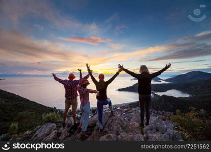 People in hike in the mountains