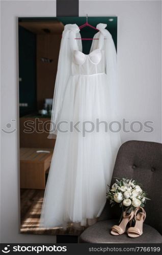 perfect wedding dress on the wedding day