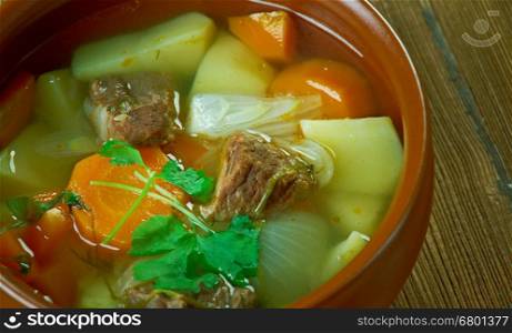 Perinteinen lihakeitto - Traditional Finnish meat soup