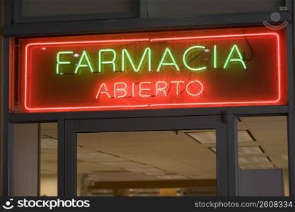 Pharmacy Open sign, Spanish