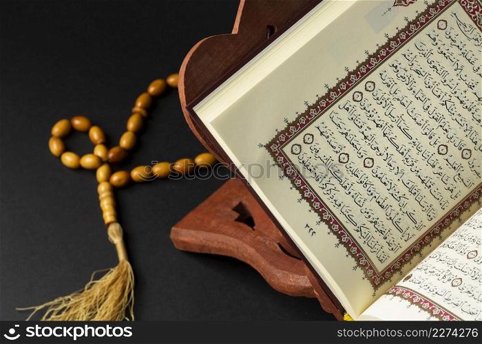 Photo Close up islamic new year with quran book. Resolution and high quality beautiful photo. Photo Close up islamic new year with quran book. High quality beautiful photo concept