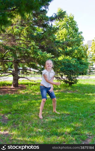 Photo of dancing girl with sore knee in summer