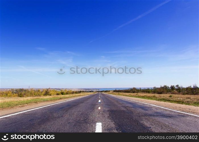 Photo of day landscape with road perspective