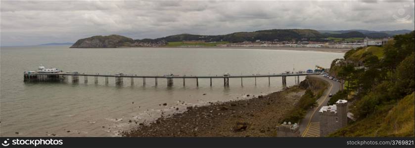 photo of pier in Llandudno; Wales