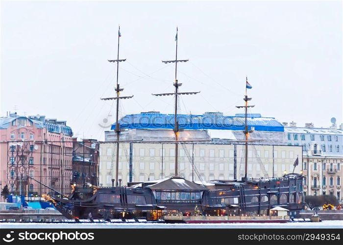 Photo of river and landmark in Sankt Petersburg