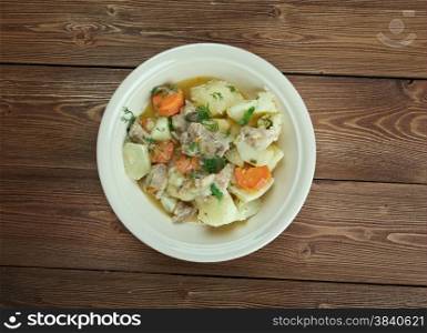 Pichelsteiner - German stew that contains several kinds of meat and vegetables.vegetables are added, which are usually potatoes, diced carrots and parsley,