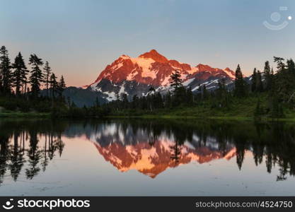 Picture lake and mount Shuksan, Washington