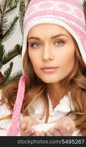 picture of beautiful woman in winter hat