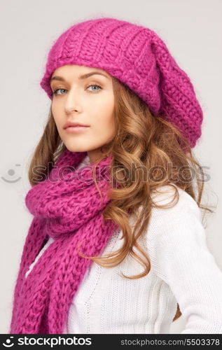 picture of beautiful woman in winter hat