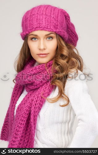 picture of beautiful woman in winter hat