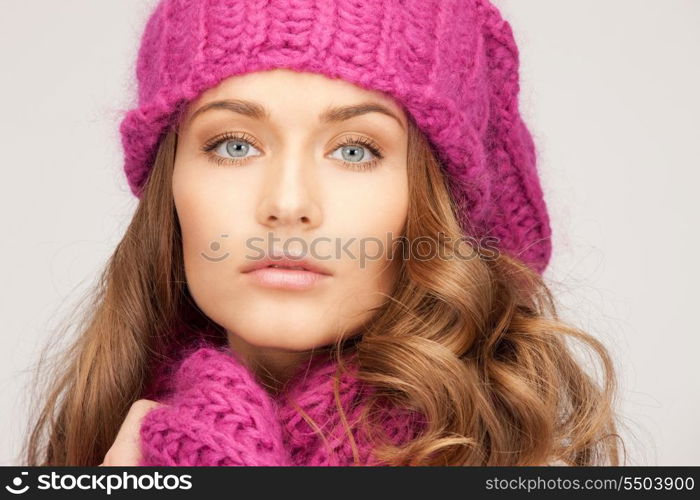 picture of beautiful woman in winter hat