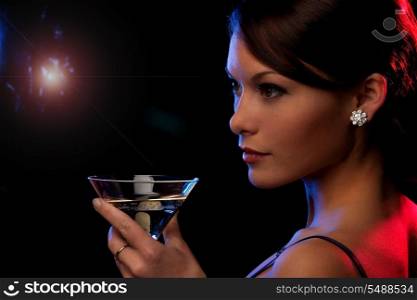 picture of beautiful young woman with a cocktail