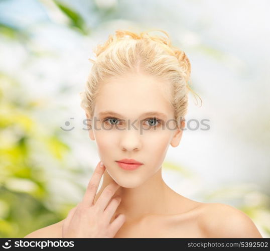 picture of clean face of beautiful girl