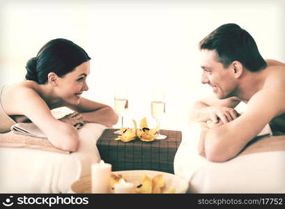 picture of couple in spa salon drinking champagne