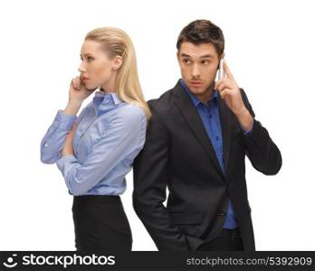 picture of man and woman with cell phones