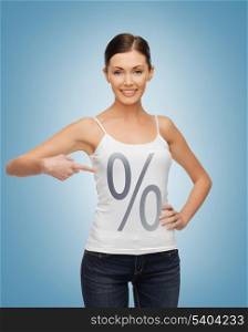 picture of smiling woman pointing at percent sign