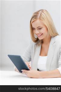 picture of smiling woman with tablet pc