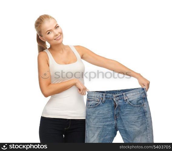 picture of sporty woman showing big pants