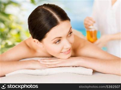 picture of woman in spa salon getting oil treatment