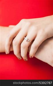 picture of woman showing wedding ring on her hand