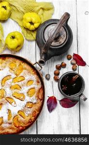 Pie with autumn quinces