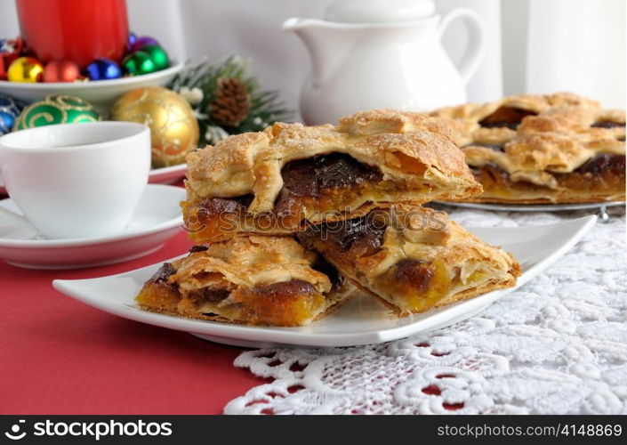 Pieces of strudel stuffed with apples and jam