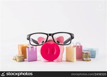 piggy bank glasses with paper bags