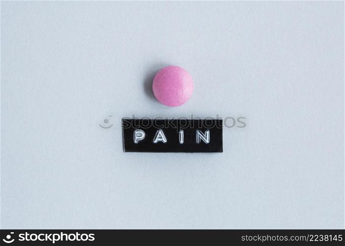 pink color table with pain label