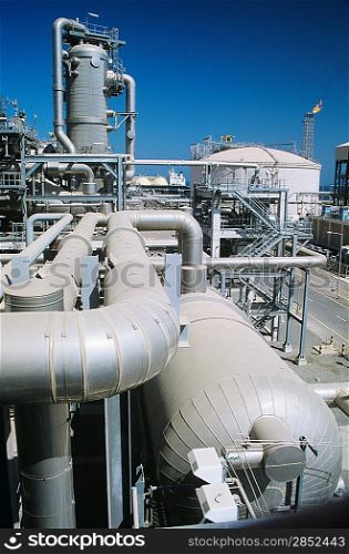 Pipe system in refinery