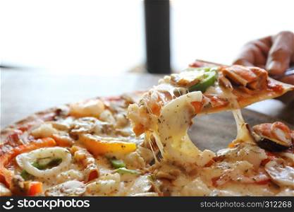 pizza seafood