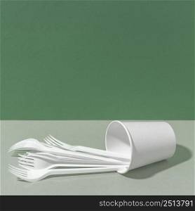 plastic forks paper cup