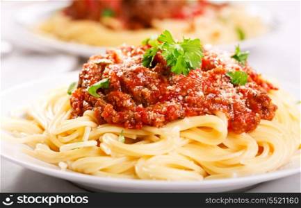 plate of spaghetti with meat sauce
