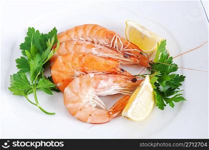 plate with shrimps closeup