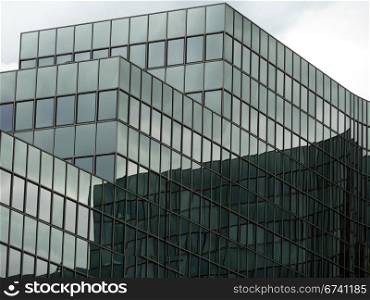 Platinum - three levels. Platinum, an office building in Berlin-Schoeneberg, Germany - three levels