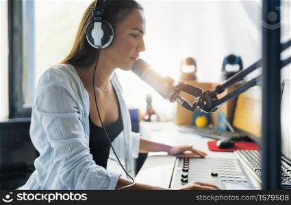 Podcast Talk Show Streaming Online. Talk Show at Online Radio Station